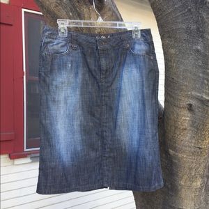 DONATING SOON: Mavi Rita denim skirt